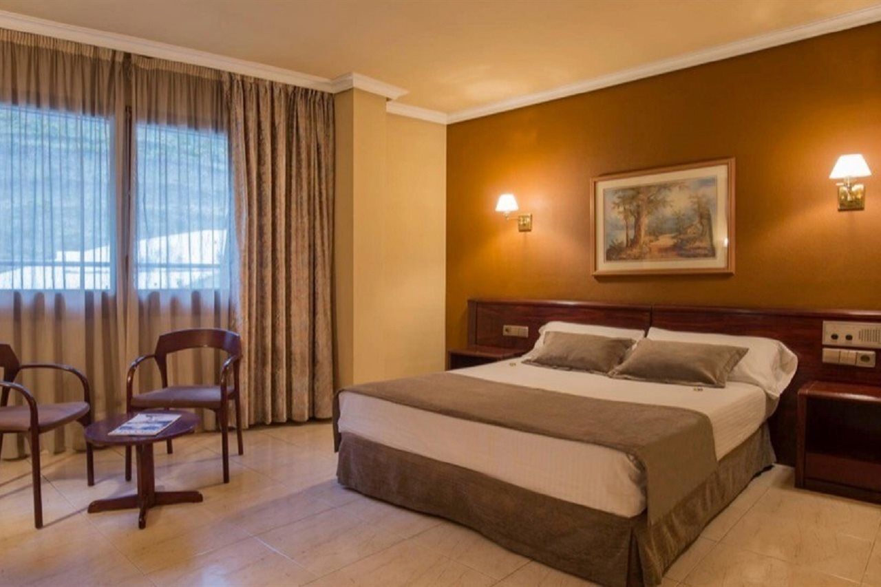 Yomo Imperial Hotel Sant Julià de Lòria Exterior foto